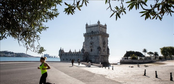 Hospitals near collapse as Portugal COVID-19 deaths up