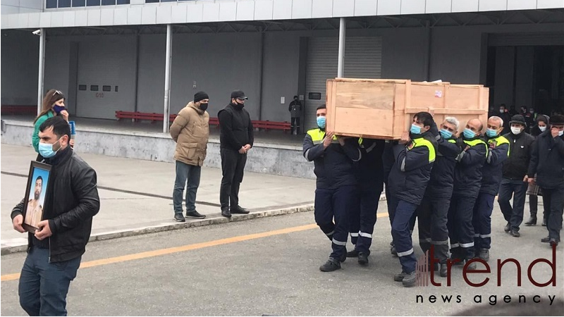 Body of Azerbaijani sailor killed near Nigeria brought home