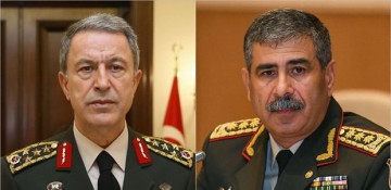 Azerbaijani, Turkish defense ministers hold phone talk