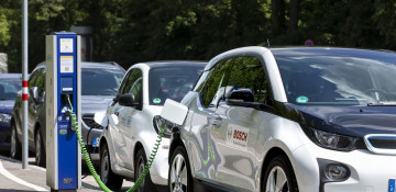 EU electric and plug-in hybrid car sales jump to over 1 million in 2020