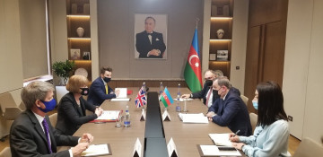 Azerbaijani FM, UK minister for European Neighborhood meet in Baku