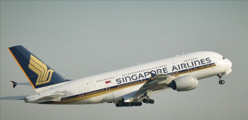 Singapore Airlines defers $3 billion of spending on Airbus, Boeing planes
