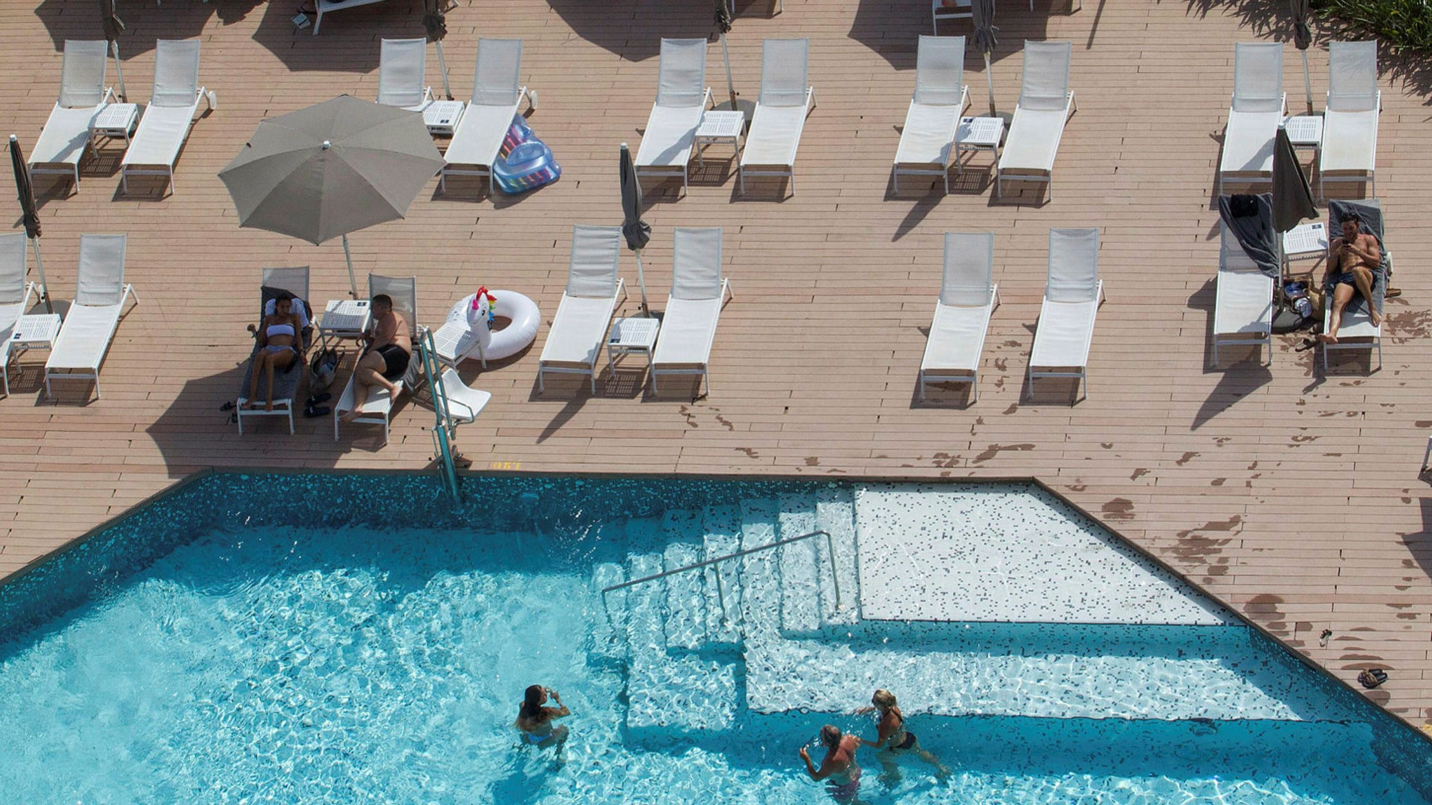 Spain betting on vaccine passports to revive summer tourism