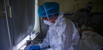 Coronavirus incidence worldwide drops by half compared to early January