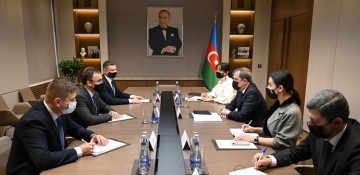 Azerbaijani FM meets Ukrainian deputy FM (PHOTO)