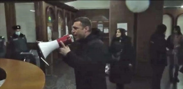 Protesters storm government building in Armenia