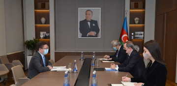 Azerbaijani FM, head of Baku office of CE exchange views on development of new action plan for cooperation