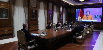 Erdoğan, Merkel discuss regional developments over phone