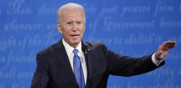 Democrats advance Biden's $1.9 trillion COVID-19 bill in marathon Senate session