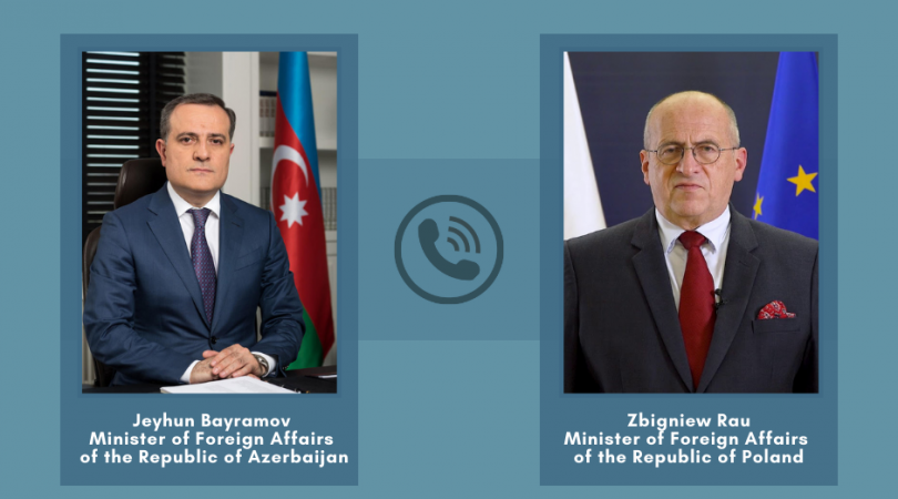 Azerbaijani FM holds phone talk with Polish counterpart