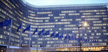 EU plans to introduce vaccine certificates by summer