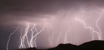 Ancient lightning may have helped spark life on Earth, says study