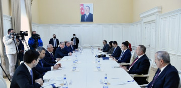 Azerbaijani PM meets with Turkish minister of agriculture and forestry