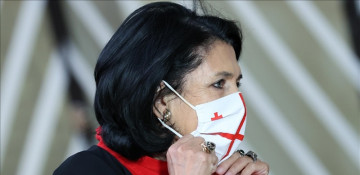 Georgia's president gets 1st COVID-19 shot