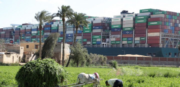 Suez Canal remains blocked for fifth day