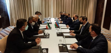 Azerbaijani, Iranian FMs meet in Dushanbe 