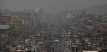 Schools in Nepal close as air pollution spikes to alarming levels