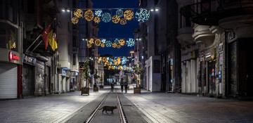 Weekend curfews resume in Turkey