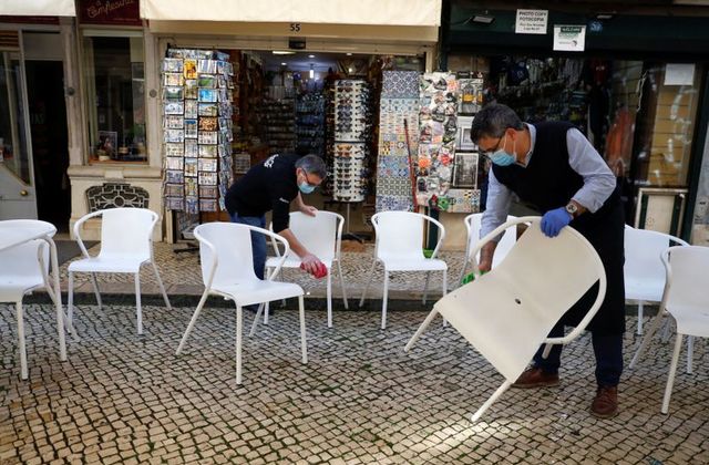 Portugal eases COVID-19 curbs, reopens museums, cafes, schools