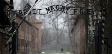 Holocaust survivors join virtual March of Living ceremony at Auschwitz