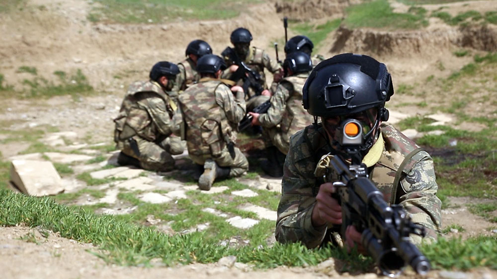 Azerbaijani army’s peacekeeping units undergo training (VIDEO)