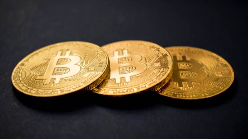 Bitcoin price hits fresh all-time high surpassing $64,000