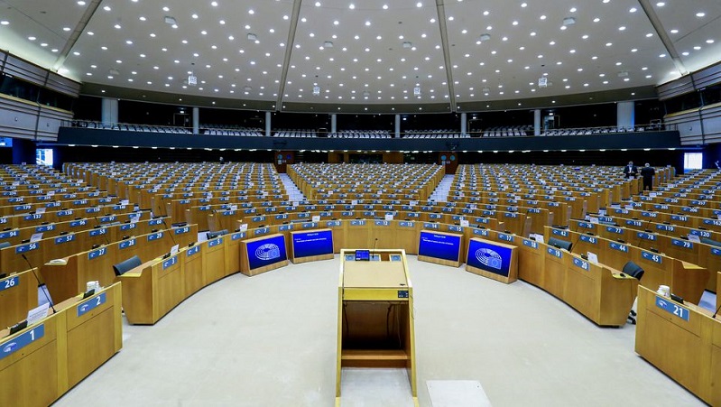 European Parliament gives initial backing to UK trade deal