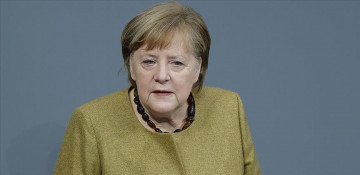 Merkel says lockdowns, curfews vital to break Germany's third wave