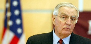 Former US Vice-President Walter Mondale dies aged 93