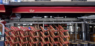 Eurozone picks up as services make surprise return to growth