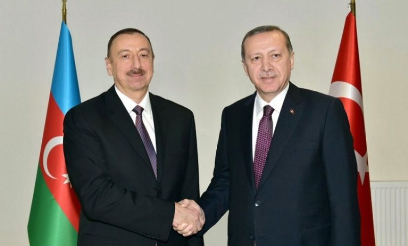 Azerbaijani, Turkish presidents hold phone talks