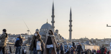 Turkey to implement total COVID-19 lockdown