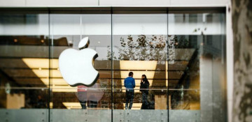 Apple pledges to boost US investment to $430B, adding 20,000 jobs