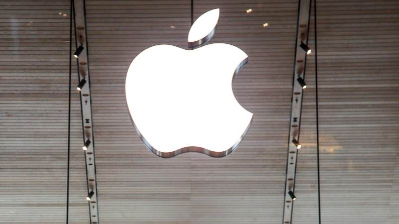 Apple reports Q2 results with record revenue