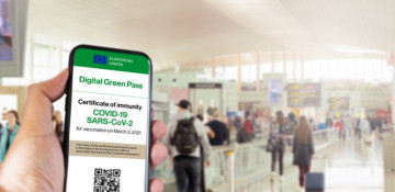 Lawmakers clear EU COVID pass but it may not ensure smooth travel