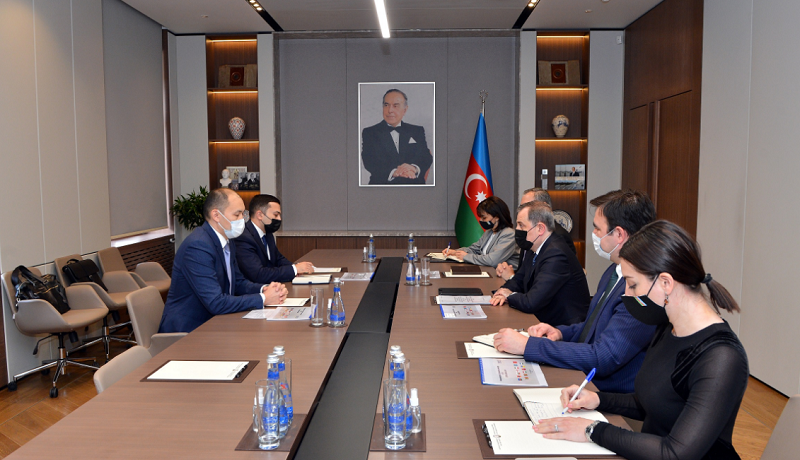 Azerbaijan, TRACECA discuss new regional opportunities