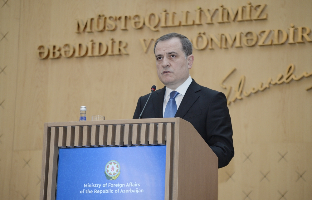 Heroization of Nazism is unacceptable in all its forms - FM Bayramov