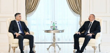 President Ilham Aliyev receives Signify CEO