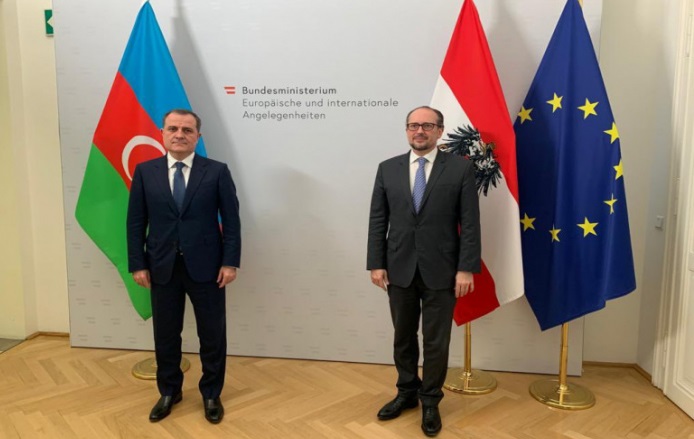 Azerbaijani, Austrian FMs meet in Vienna