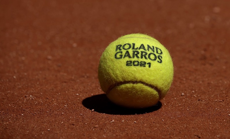 Nadal, Federer and Djokovic drawn in same half of French Open