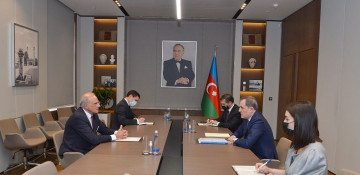 Azerbaijani FM receives newly appointed Italian ambassador (PHOTO)