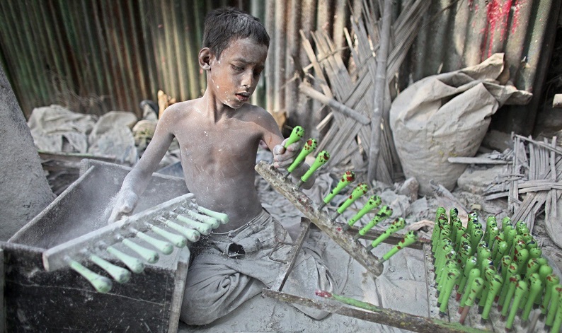 Child labor swells globally for first time since 2000: UN