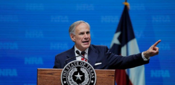 Texas governor signs bill allowing concealed handguns without permit