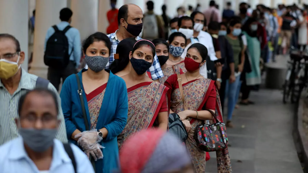 Third wave of coronavirus infections likely to hit India by October