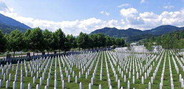 Montenegro recognizes Srebrenica genocide, dismisses minister