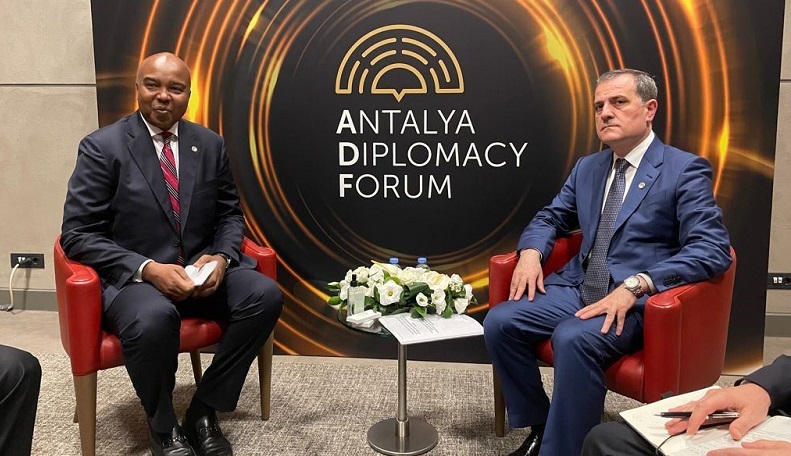 Azerbaijani FM talks Second Karabakh war with Somalian FM