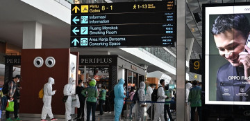 Chinese airport cancels hundreds of flights for 1 COVID-19 case