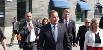 Swedish PM ousted in no-confidence vote