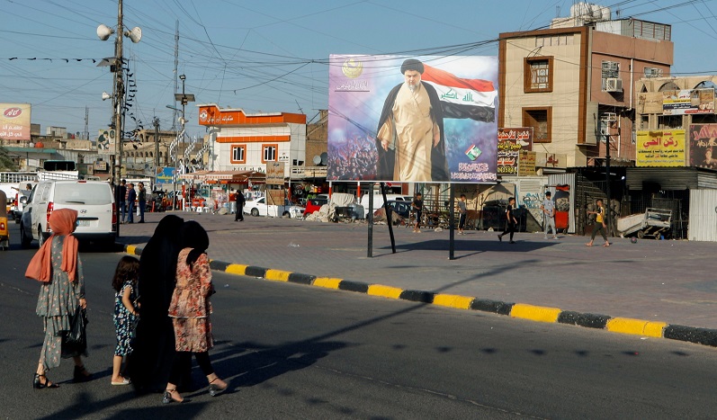 Blast injures 15 in Baghdad