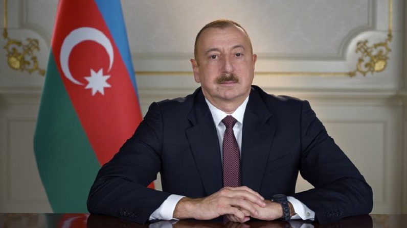 Azerbaijani president offers condolences to Russian counterpart